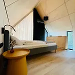 H37^ Apartment